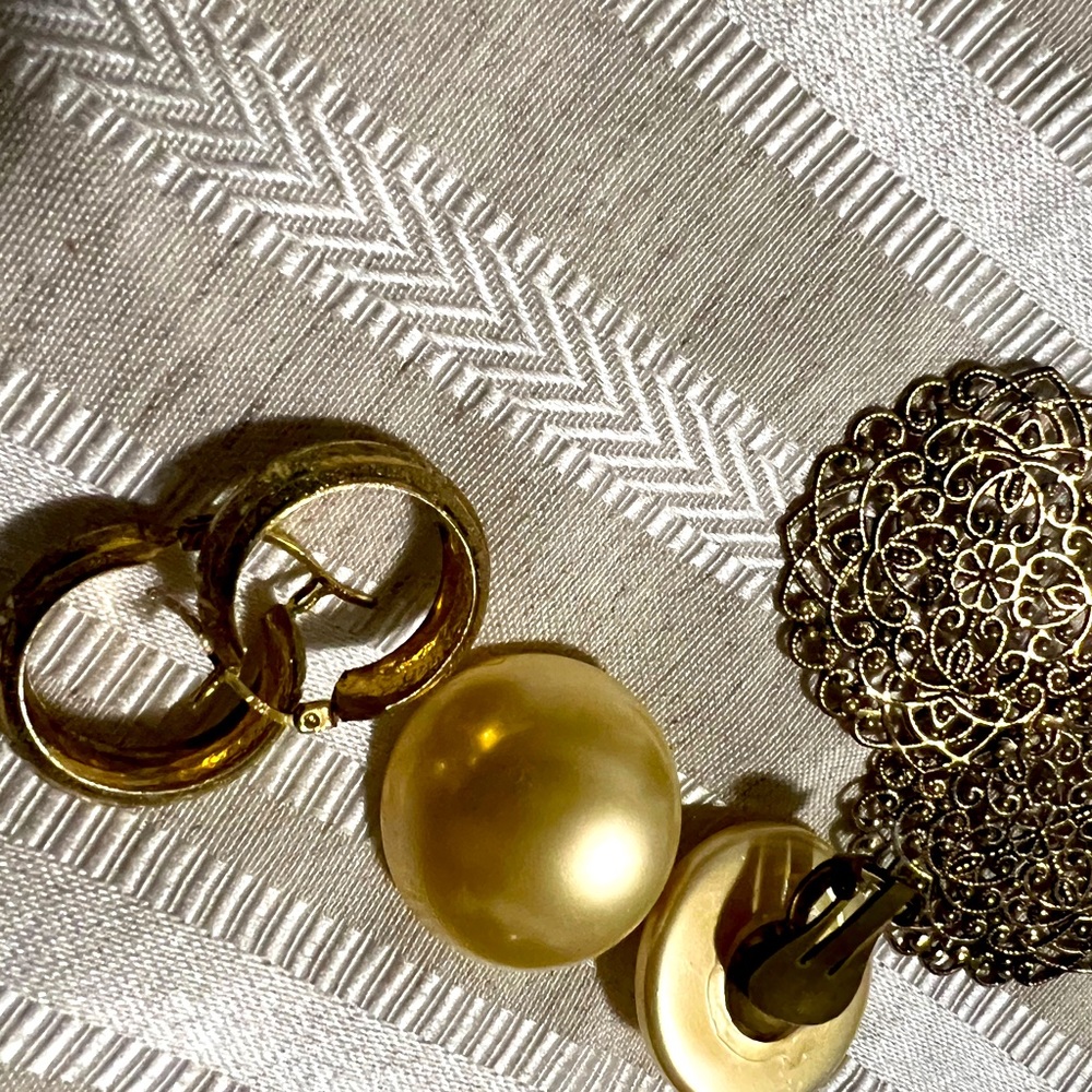 Trio   Hoop dangling and a clip on.  Vintage.  As is final sale.